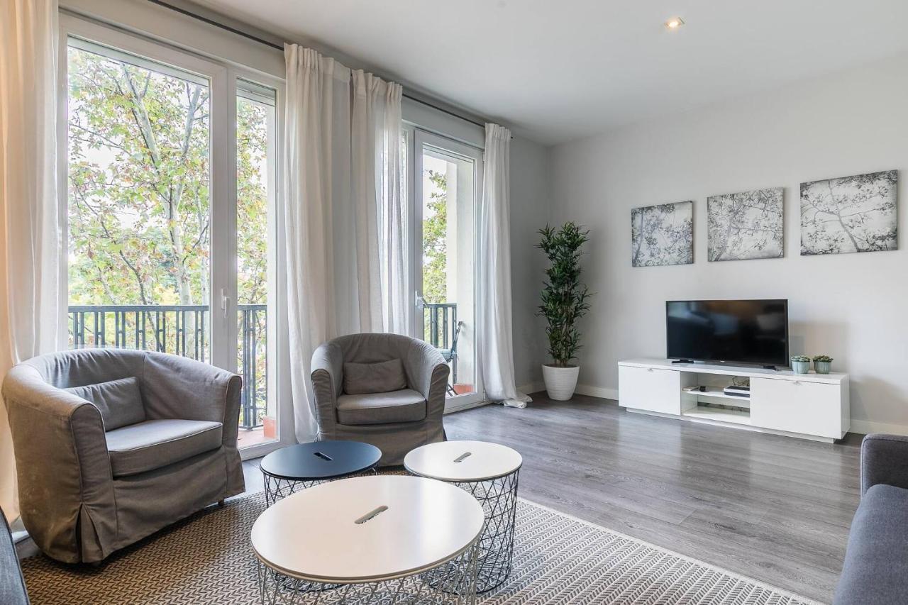 Castellana Suites Madrid Kültér fotó