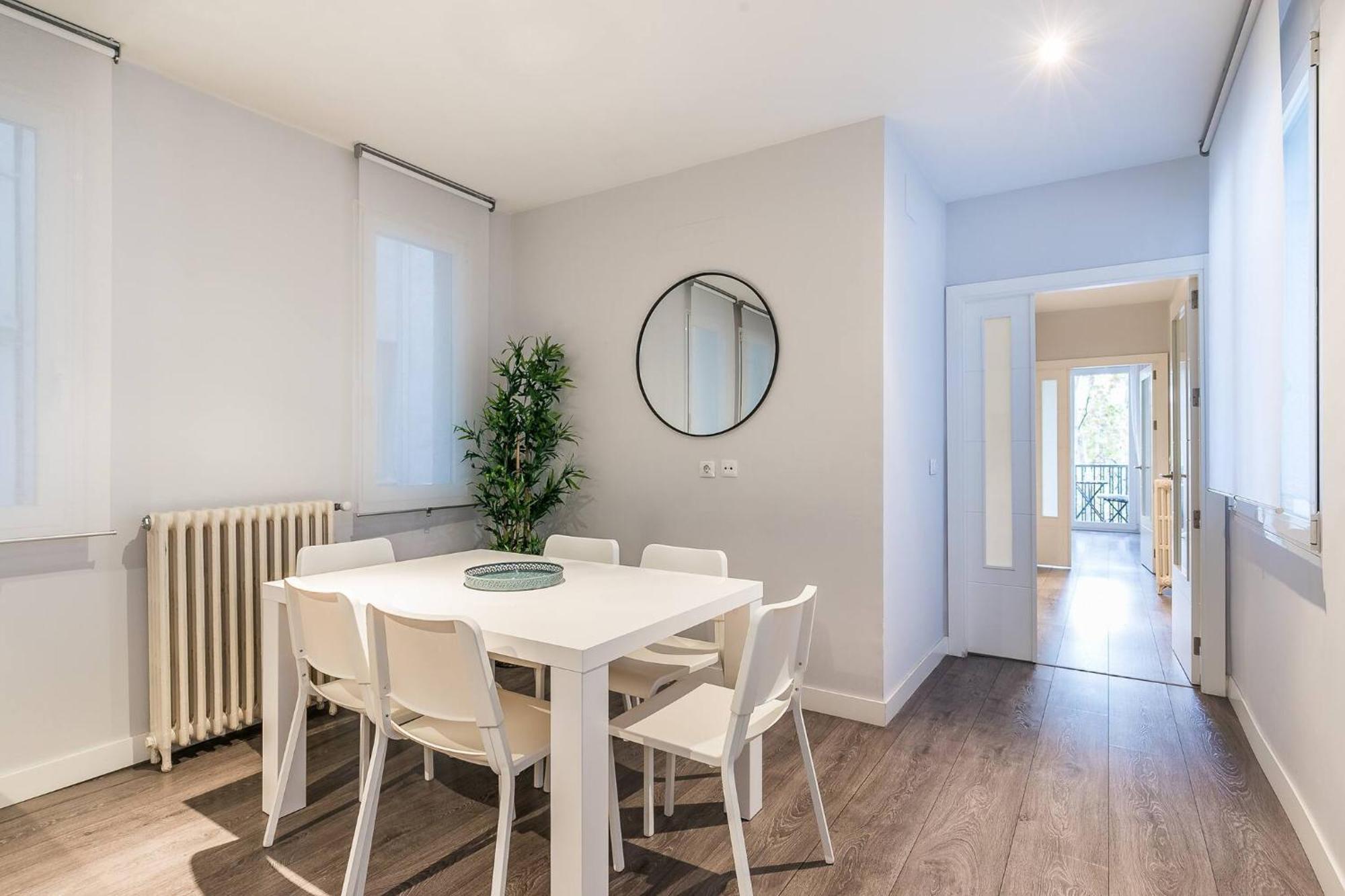 Castellana Suites Madrid Kültér fotó